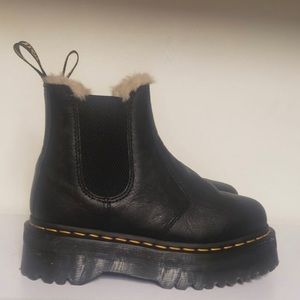 Doc Marten Chelsea Boot faux fur platform